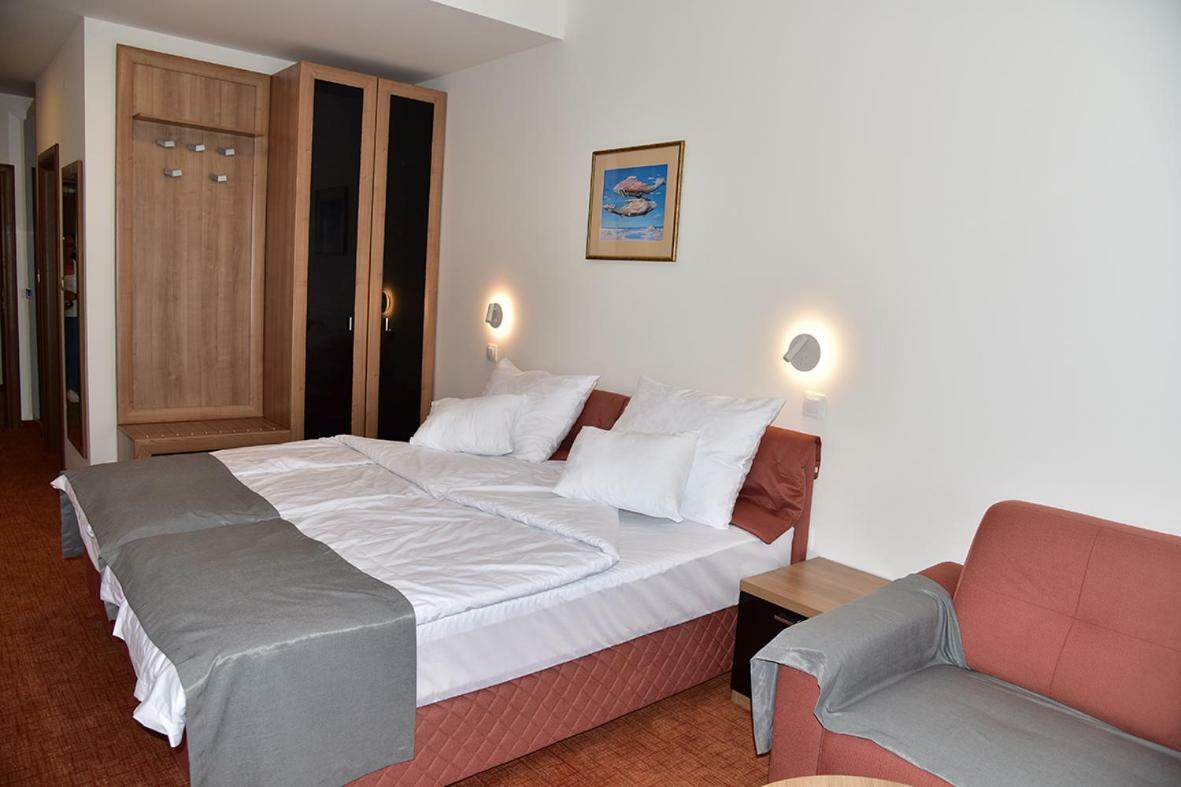 Hotel Makpetrol Struga Exteriér fotografie